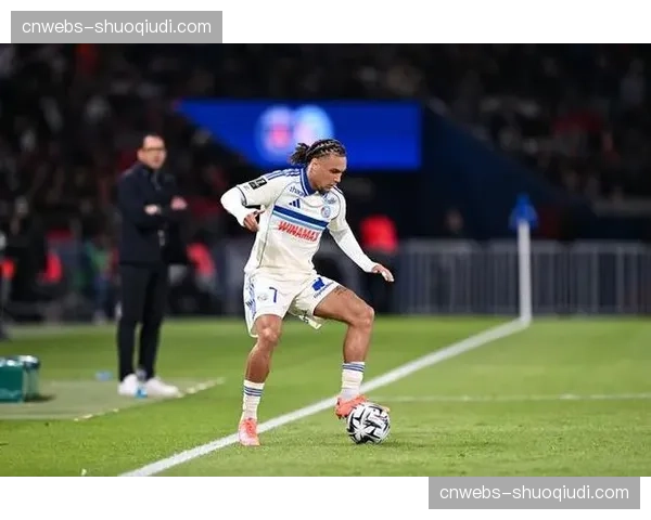 斯特拉斯堡3-1终结里昂各项赛事13连胜，戈多破门，莫雷拉传射